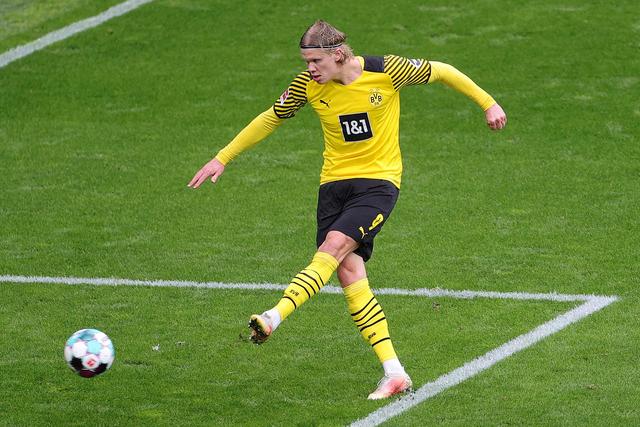 后防线承受 后防线承受