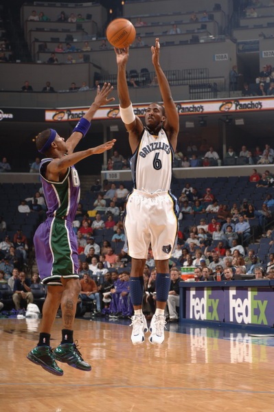 三井住友女子高球赛吉田优利大赢9杆 石昱婷T13