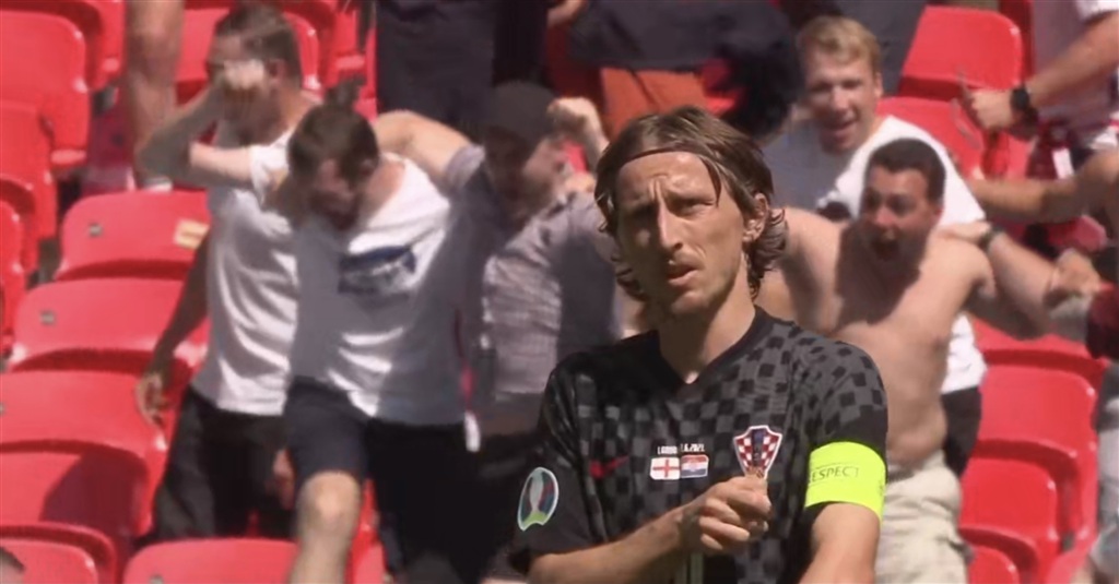 与其在转会 与其在转会